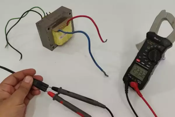 Difference in Power Supply 220V vs 110V